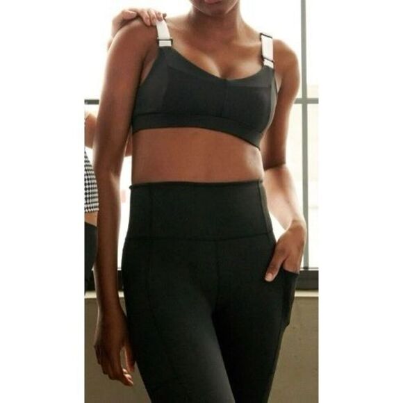 IVL Collective Technically Fashion Black White Stripe Women’s Sports Bra Size 10 - Picture 1 of 8